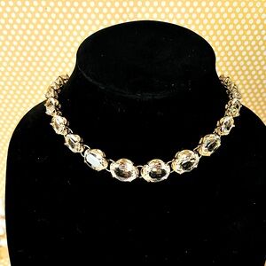 37. Elegant Gold and rhinstone Women's Necklace